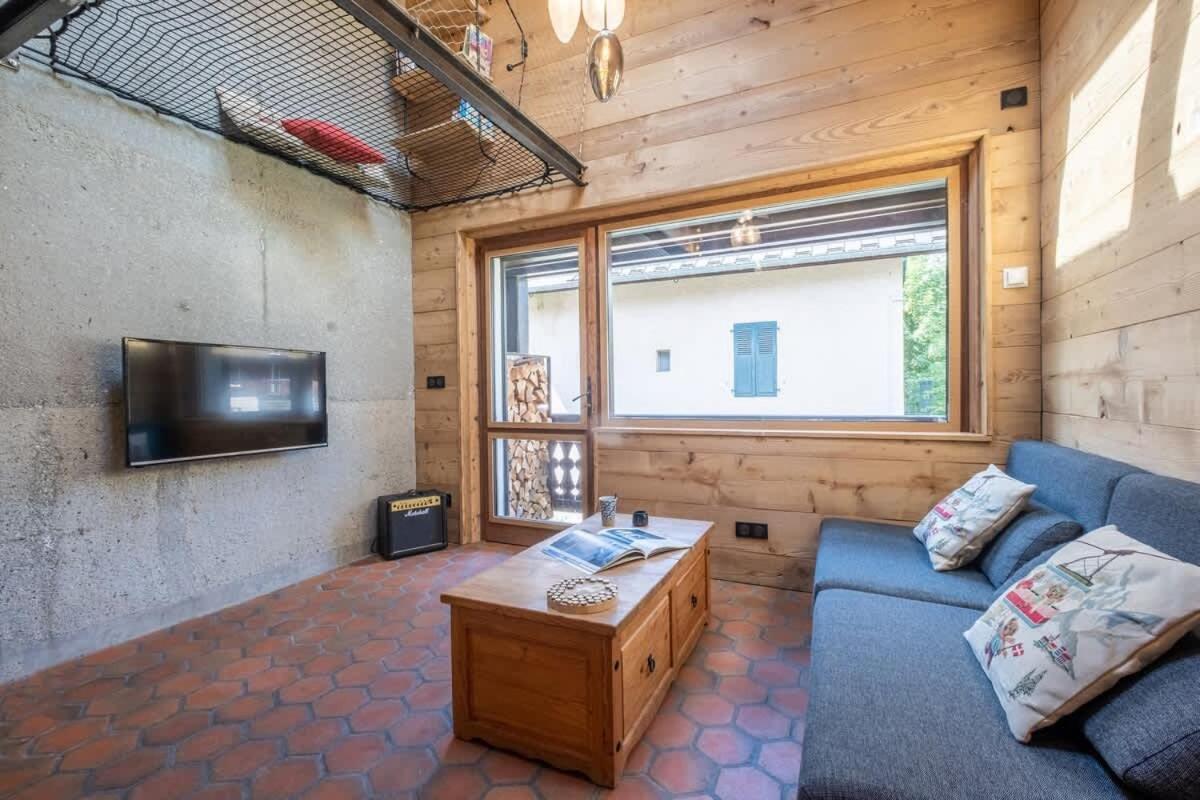 Chalet Racar Pour 4 Personnes, Centre Ville Et Vue Sur La Montagne Chamonix Extérieur photo